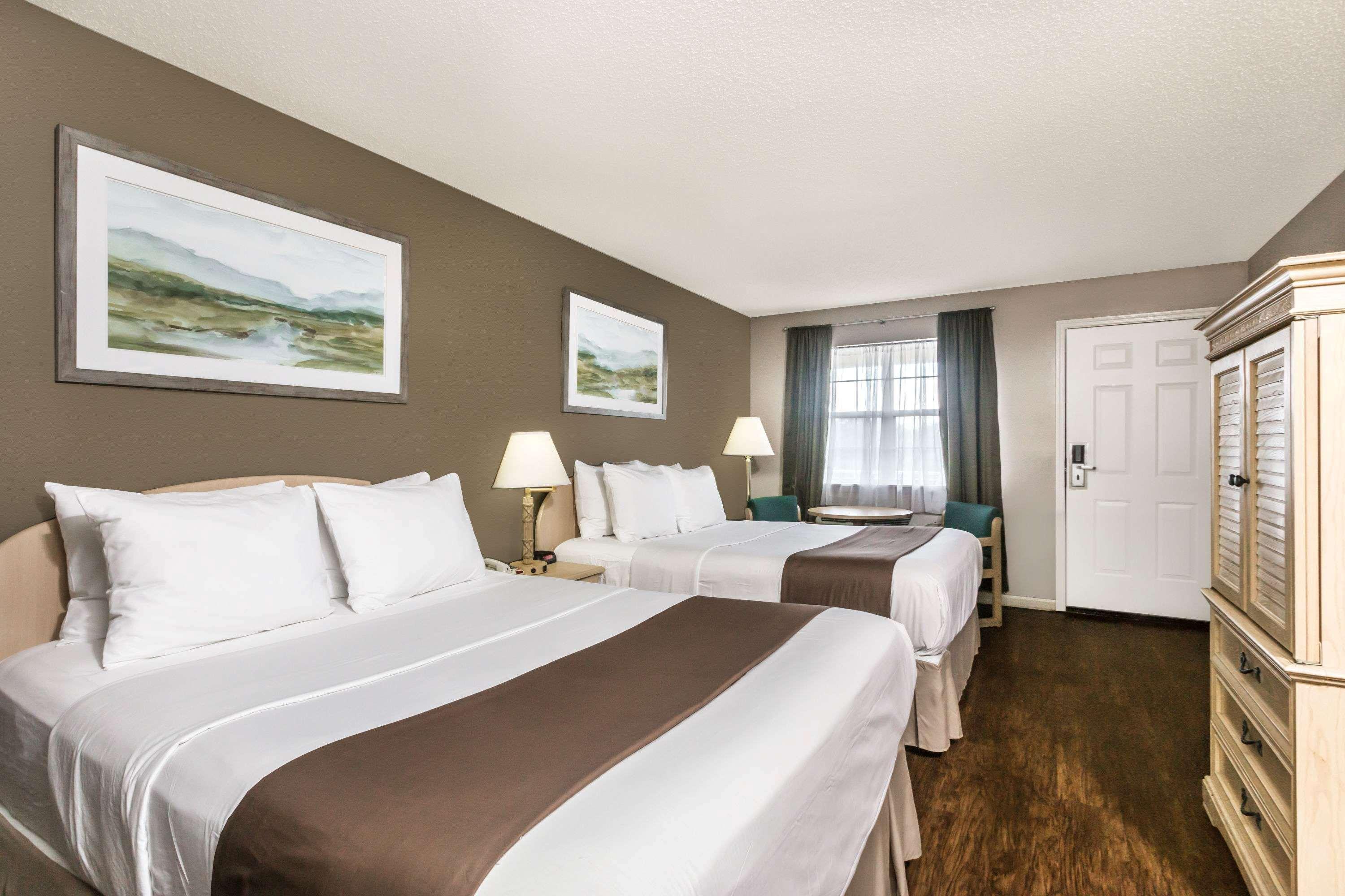 Super 8 By Wyndham Madison Exterior foto