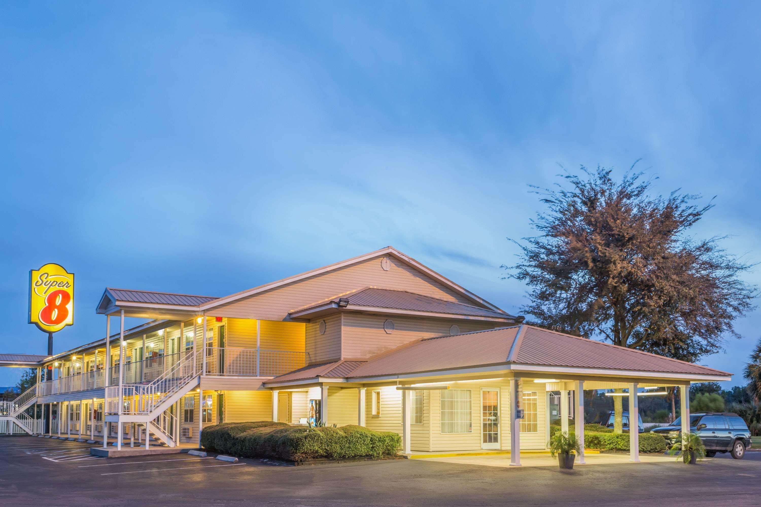 Super 8 By Wyndham Madison Exterior foto